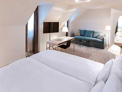 Savoy Hotel 4*