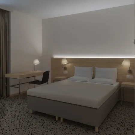 Hotel Savoy 4*