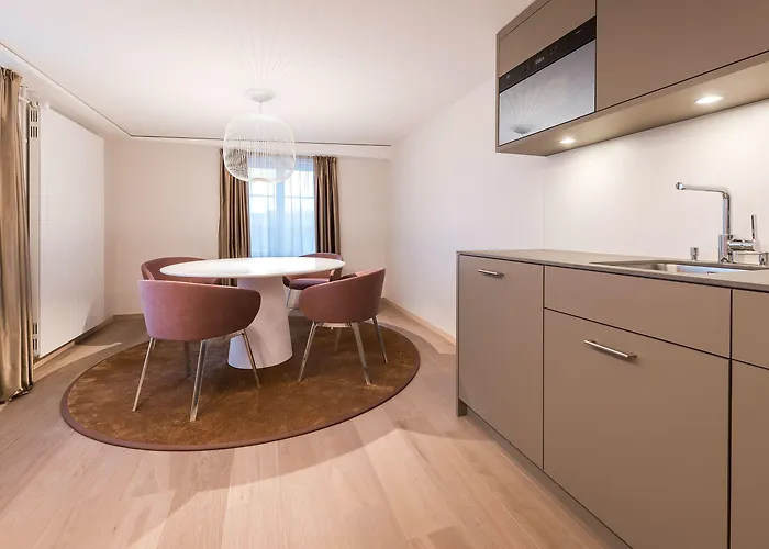 سافوي فندق 4*